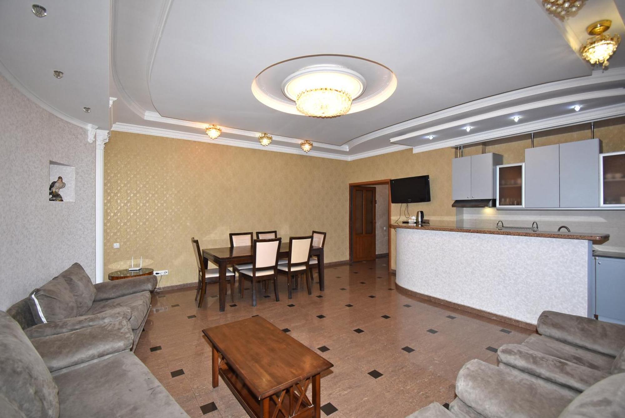 Armenak Apartment 5-Комнатная Jereván Kültér fotó